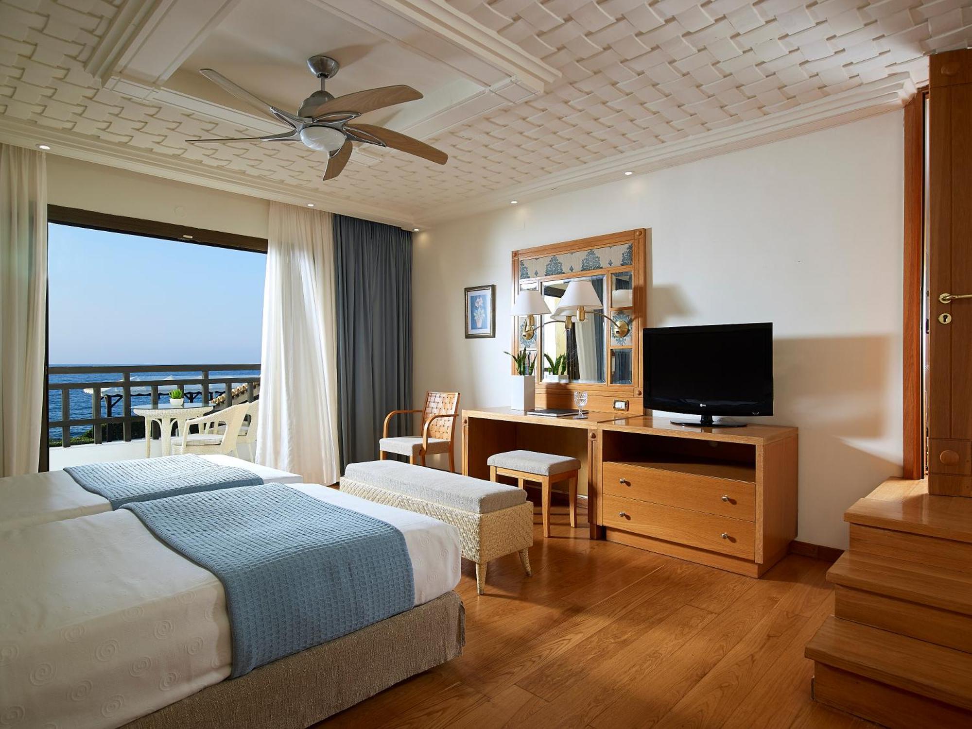 Knossos Royal Hotel Hersonissos  Exterior photo