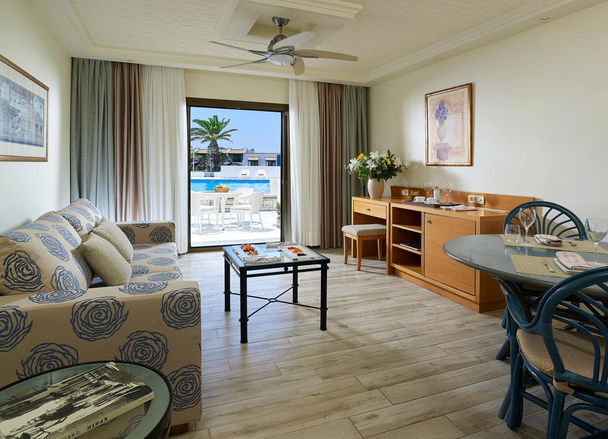 Knossos Royal Hotel Hersonissos  Exterior photo
